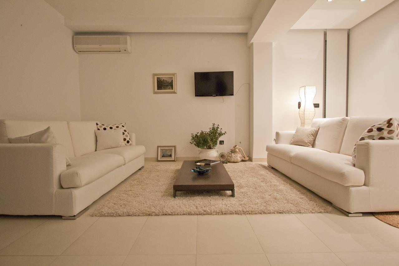 Casa Mano Tribunj With Beach Exterior photo